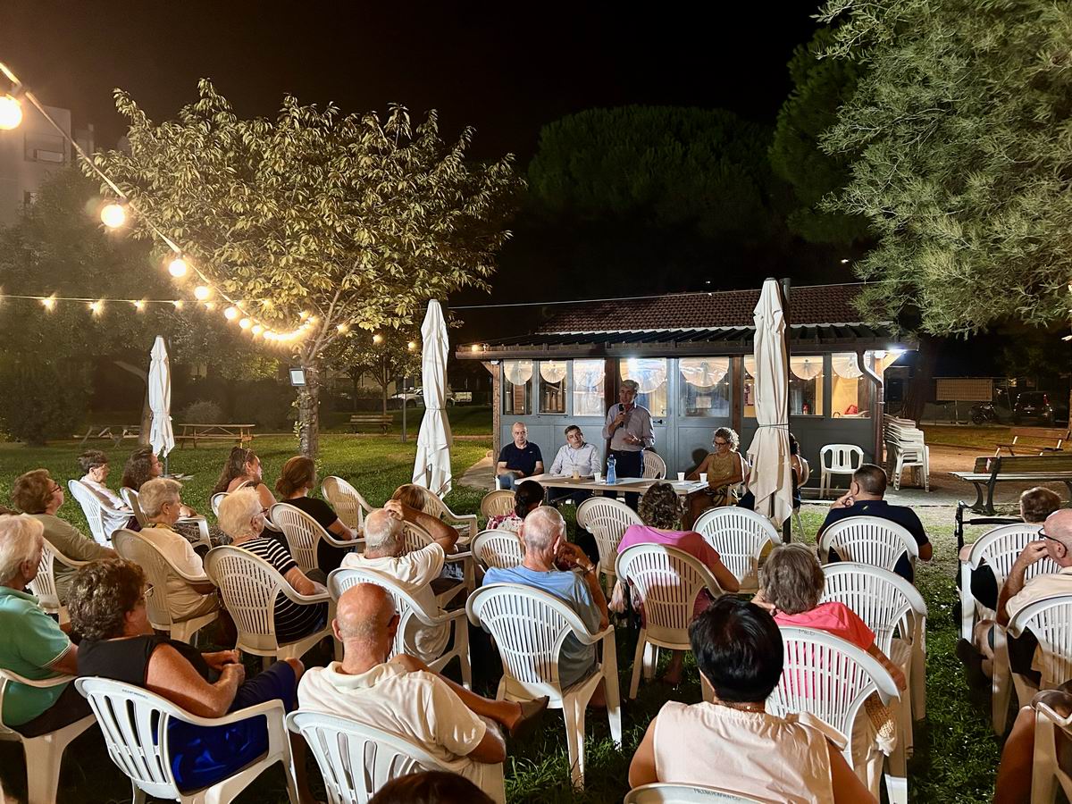 Sestri Levante: ieri sera incontro dell'Amministrazione con gli abitanti di Pila