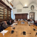 Genova, 30 settembre 2026 – La crescita dei traffici portuali deve essere accompagnata da una capacità adeguata di movimentare le merci anche a terra. È questo uno dei temi centrali emersi nel confronto del nuovo Piano Regolatore Portuale con le associazioni dell’autotrasporto A.Li.A.I./ALIA - CLAAI, CNA FITA, Confartigianato Trasporto, FAI Liguria, Federlogistica, FIAP Autotrasporti, Legacoop Liguria, Osservatorio trasporti, Trasportounito.