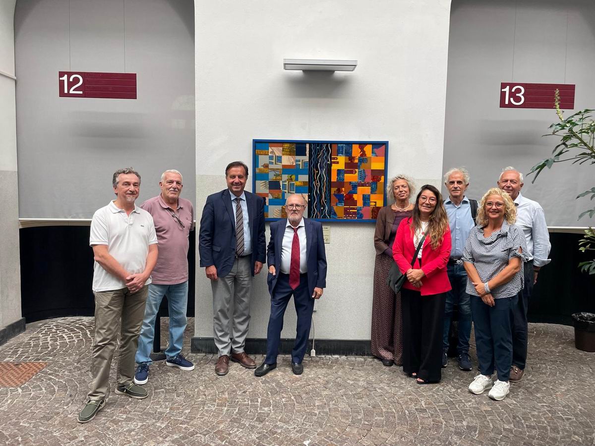 INAUGURATO NELL'ATRIO DELL'ANAGRAFE, PALAZZO SISTO, PANNELLO, “DI QUA E DI LA' DAL FIUME”, MAESTRO SANDRO LORENZINI, ASSOCIAZIONE, “SAVONA NEL CUORE DELL'AFRICA”, OPERA D’ARTE, COMUNE, SAVONA,