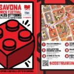 Savona, 20 ottobre 2026. Immagina di camminare per il centro storico e trovare, a ogni angolo, un mondo costruito mattoncino dopo mattoncino. È l’idea del Savona Brick Festival, che sabato 24 e domenica 25 ottobre 2026 torna con la terza edizione e trasforma la città in un museo diffuso. Il festival è promosso e sostenuto dal Comune di Savona, organizzato da Marco Munì di #CostruireInsieme con ESE – Scuola Edile. Nasce per unire la passione per i mattoncini LEGO® alla scoperta del patrimonio cittadino, portando famiglie, ppassionati e visitatori a vivere il centro storico attraverso un itinerario di esposizioni, giochi e incontri con i costruttori. Il percorso tocca il Palazzo Comunale, Via Manzoni, l’Aula Magna del Liceo Chiabrera-Martini e il cortile che il Liceo vive in condivisione con il Liceo Della Rovere e l’Istituto Boselli, Alberti, Mazzini Da Vinci, Via Pia, Futura – Cantiere Plurale e la Pinacoteca Civica, con Piazza Sisto IV come cuore dell’accoglienza, punto di partenza e di arrivo del tour.